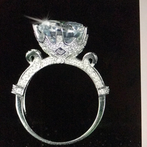 Vintage design. Gorgeous 925 sterling ring 🎁 - Picture 5 of 5